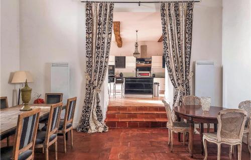 Marquefave House | Stunning Home In Marquefave With Sauna