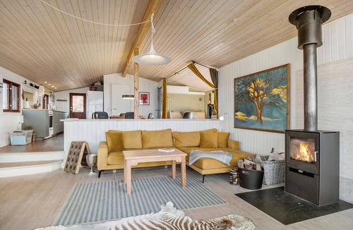 Middelfart House | Stunning home in Middelfart with WiFi