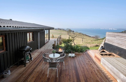 Middelfart House | Stunning home in Middelfart with WiFi