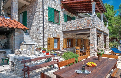 Cove Osibova (Milna) House | Stunning home in Milna with sauna