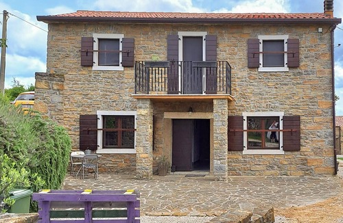 Marusici House | Stunning home in Momjan
