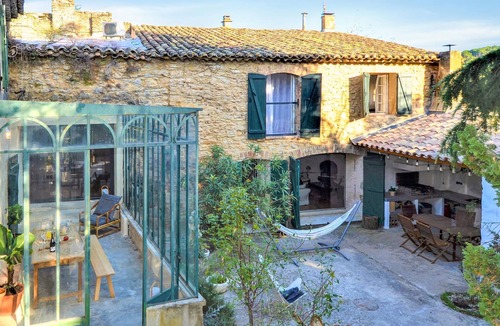 Mornas House | Stunning home in Mornas