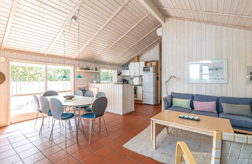 Balka Strand House | Stunning home in Nexø with kitchen