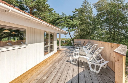 Balka Strand House | Stunning home in Nexø with kitchen