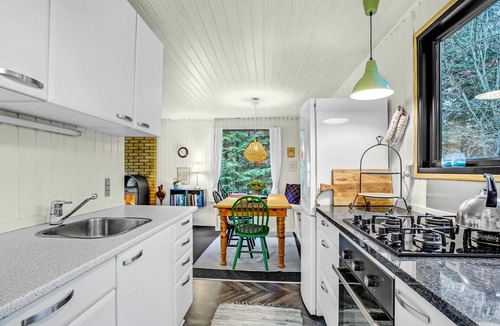 Nibe House | Stunning home in Nibe with kitchen