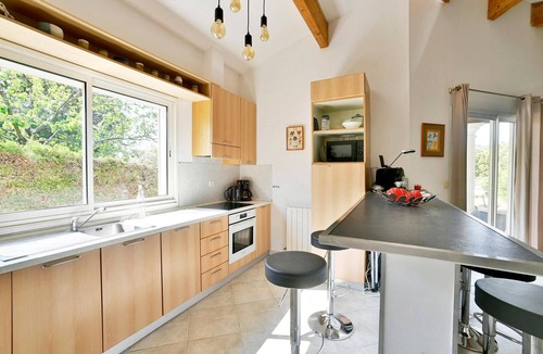 Garrigues House | Stunning home in NIMES with WiFi