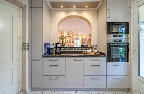 Molinell House | Stunning home in Oliva