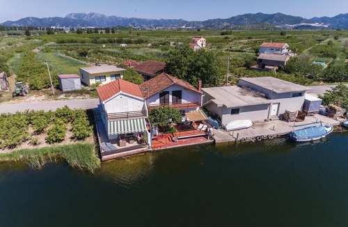 Blace House | Stunning home in Opuzen with WiFi