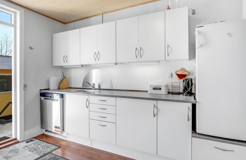 Østermarie House | Stunning home in østermarie with WiFi