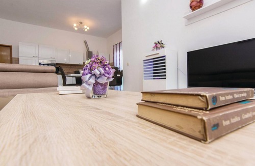 Pakostane House | Stunning home in Pakostane