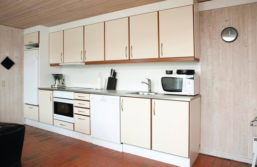 Pandrup House | Stunning home in Pandrup with WiFi