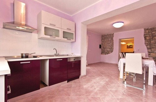 Peresiji House | Stunning home in Peresiji