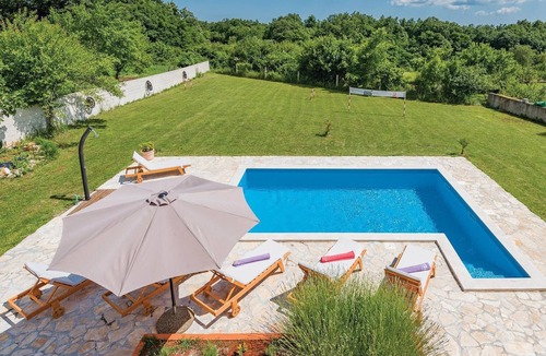 Peresiji House | Stunning home in Peresiji