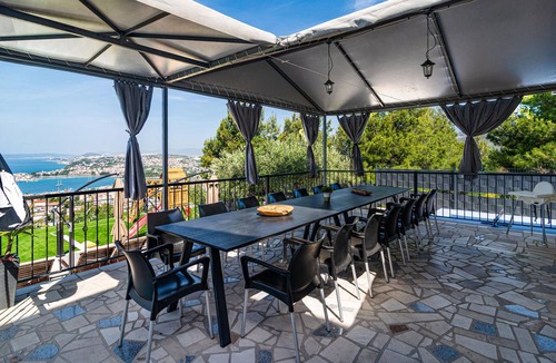 Podstrana House | Stunning home in Podstrana
