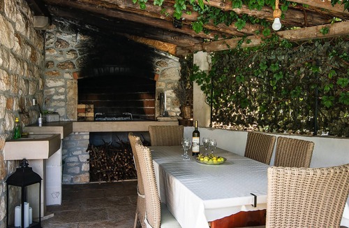 Dol House | Stunning home in Postira