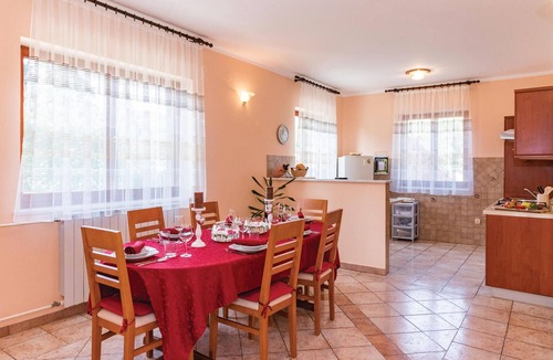 Premantura House | Stunning home in Pula