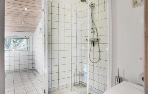 Kramnitse House | Stunning Home In Rødby With Sauna
