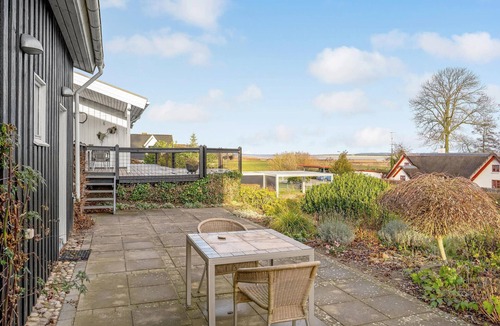 Randers House | Stunning home in randers nø with WiFi