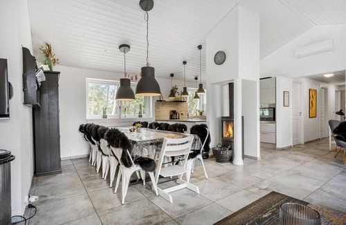 Klegod Strand House | Stunning home in Ringkøbing with sauna