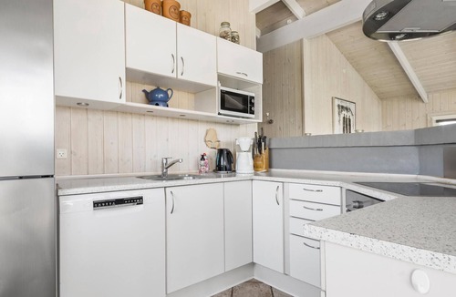 Klegod Strand House | Stunning home in Ringkøbing with sauna