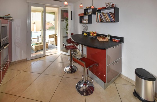 Rognonas House | Stunning home in Rognonas