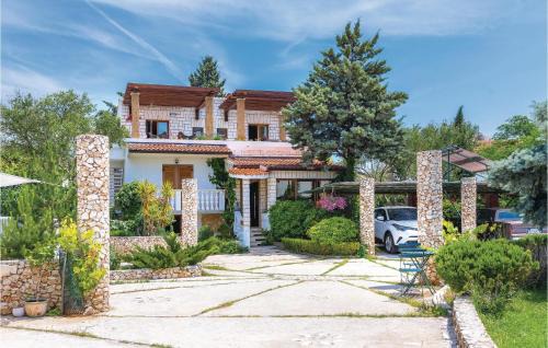 Rogoznica House | Stunning Home In Rogoznica With Sauna