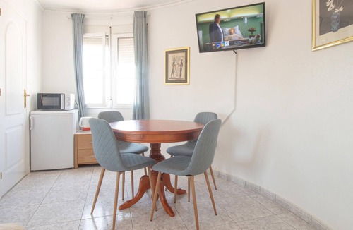 Quesada House | Stunning home in Rojales with kitchen