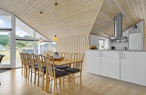 Sønderstrand House | Stunning home in Rømø with kitchen