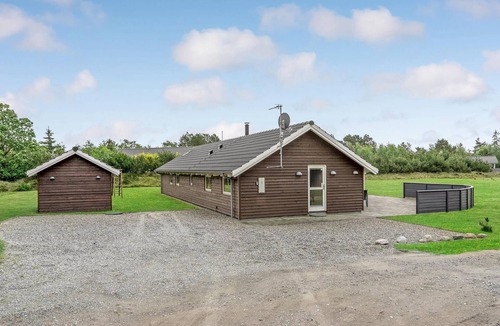 Sønderstrand House | Stunning home in Rømø with kitchen