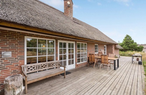 Rømø Kirkeby House | Stunning home in Rømø with kitchen