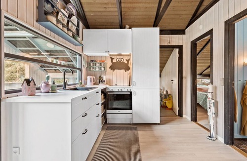Ronde House | Stunning home in Rønde with WiFi