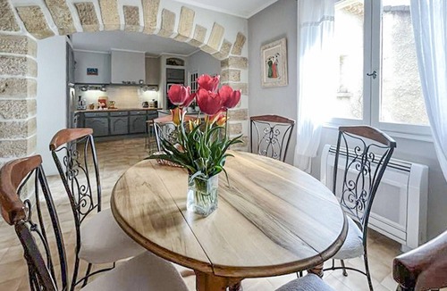 Roquemaure House | Stunning home in Roquemaure