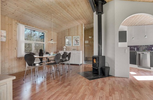 Ronbjerg House | Stunning home in Roslev with sauna