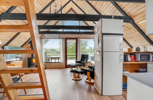 Floutrup House | Stunning home in Roslev with WiFi