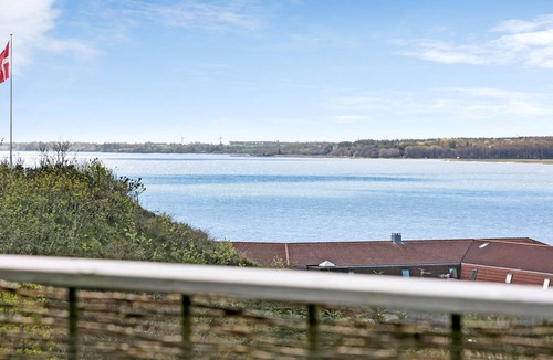 Sallingsund House | Stunning home in Roslev with kitchen