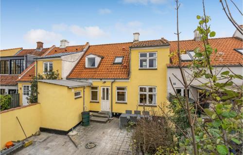 Rudkobing House | Stunning Home In Rudkøbing With Kitchen