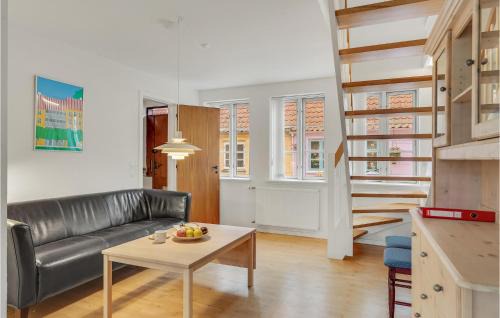 Rudkobing House | Stunning Home In Rudkøbing With Kitchen