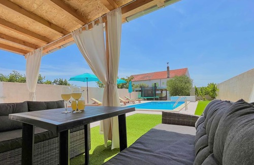 Posedarje House | Stunning home in Rupalj