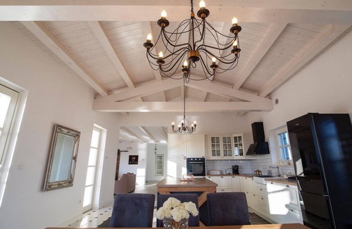 Smoljanci House | Stunning home in Svetvincenat