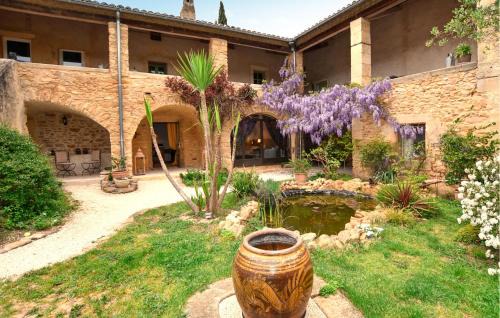 Sabran House | Stunning Home In Sabran With Heated Swimming Pool