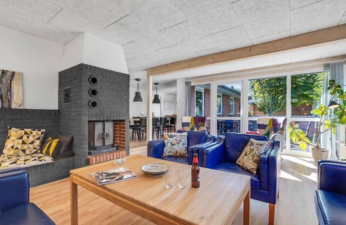 Sæby House | Stunning home in Sæby with kitchen