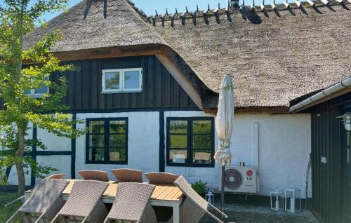 Sakskobing House | Stunning Home In Sakskøbing With Wifi