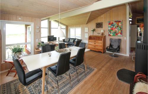 Samsø House | Stunning Home In Samsø With Wifi