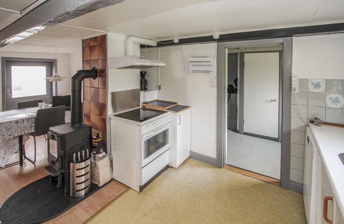 Samsø House | Stunning home in Samsø with kitchen