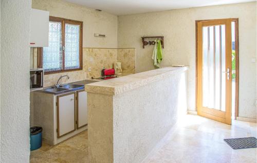 Sarrecave House | Stunning Home In Sarrecave With Swimming Pool