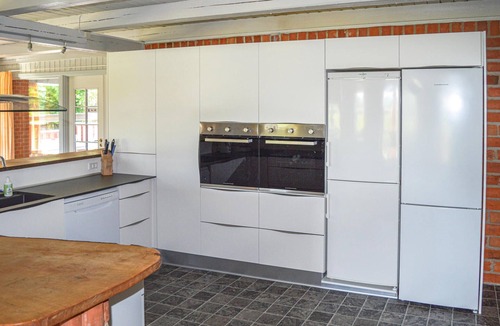 Sindal House | Stunning home in Sindal with sauna