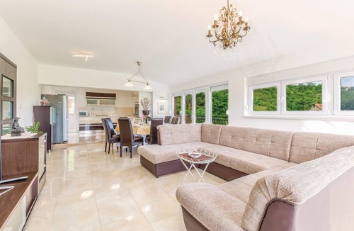 Citluk House | Stunning home in Sinj