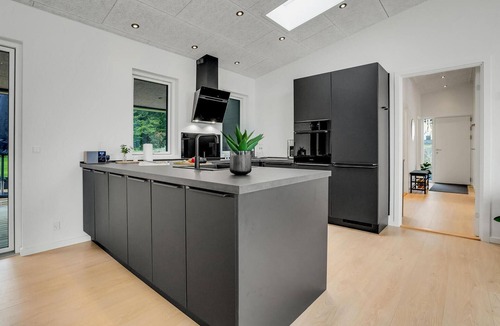 Sjølund House | Stunning home in Sjølund with sauna
