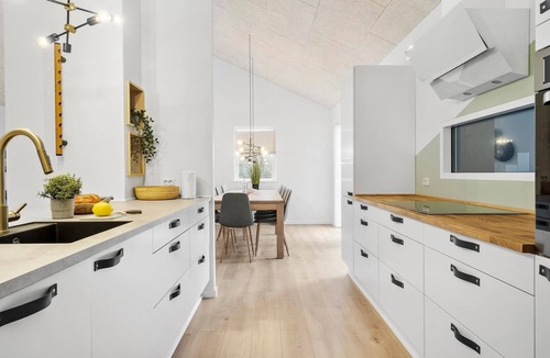 Skjern House | Stunning home in Skjern with sauna