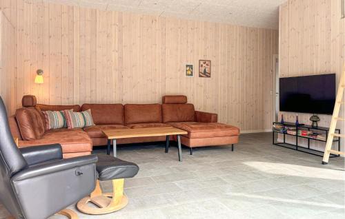 Lihme House | Stunning Home In Spøttrup With Sauna